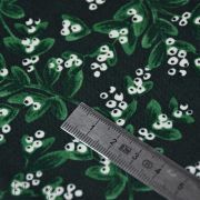 Tissu coton motif baie evergreen "Holiday Mistletoe" - Vert - Cotton and steel ® Cotton + Steel Fabrics ® - Tissus - 5
