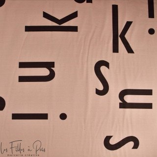 Tecido felpudo francês com padrão de letras "Skins" - Nude e preto - 280cm - Les Filles à Pois Les Filles à Pois - Design ® - Me