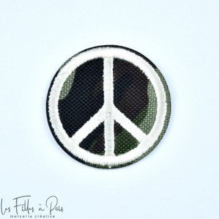 Insignia "Peace and Love" - Negro y camuflaje - Planchado Autres marques - Tissus et mercerie - 1