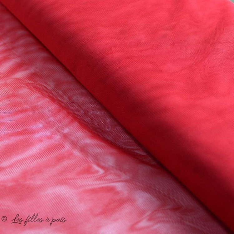 Coupon de tulle souple uni - Rouge - 370cm Autres marques - Tissus et mercerie - 54