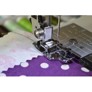 Pied patchwork machine a coudre avec guide Autres marques - Tissus et mercerie - 2