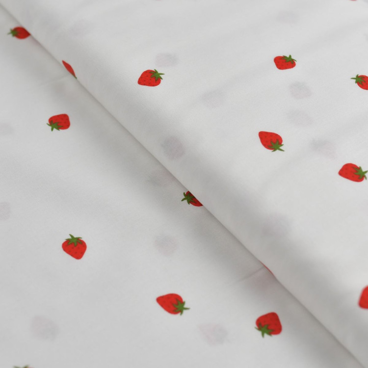 Coupon de tissu voile de popeline motif fraise - Blanc et rouge - 250cm Autres marques - Tissus et mercerie - 1